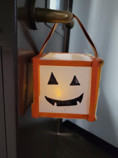Image for event: Spooky Lantern Make and Take